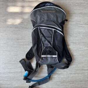 Novara Hydration Pack Hiking Backpack Single Pack 2L Gray Black Outdoor Running